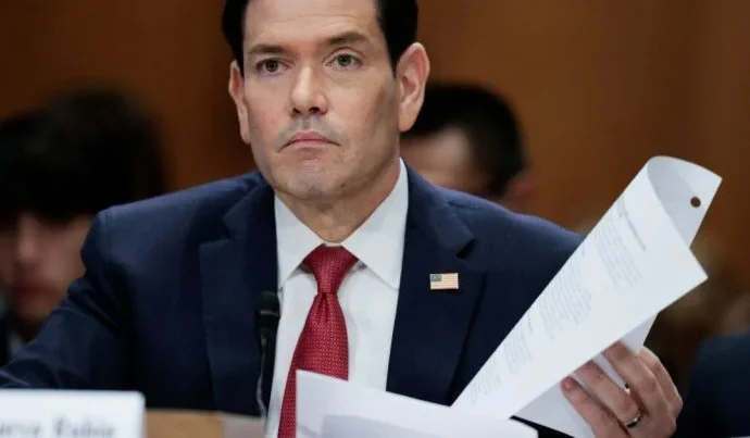 Marco Rubio visita aliados do Golfo para discutir acordo com o Irã