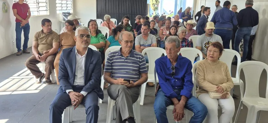 DIREITO À TERRA: APÓS 17 ANOS, 12 FAMÍLIAS DO ASSENTAMENTO CAFEEIRA ASSINAM ACORDO HISTÓRICO EM CASTILHO DIREITO À TERRA: APÓS 17 ANOS, 12 FAMÍLIAS DO ASSENTAMENTO CAFEEIRA ASSINAM ACORDO HISTÓRICO EM CASTILHO