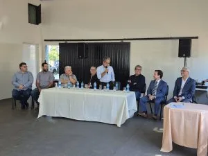 DIREITO À TERRA: APÓS 17 ANOS, 12 FAMÍLIAS DO ASSENTAMENTO CAFEEIRA ASSINAM ACORDO HISTÓRICO EM CASTILHO
