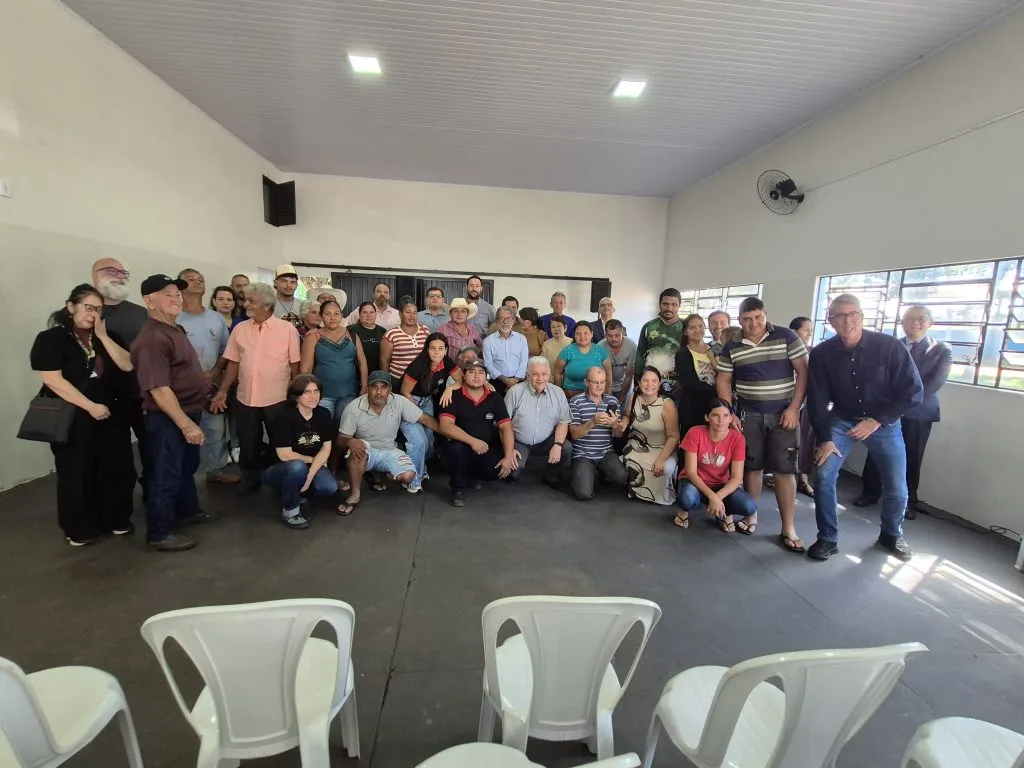 DIREITO À TERRA: APÓS 17 ANOS, 12 FAMÍLIAS DO ASSENTAMENTO CAFEEIRA ASSINAM ACORDO HISTÓRICO EM CASTILHO