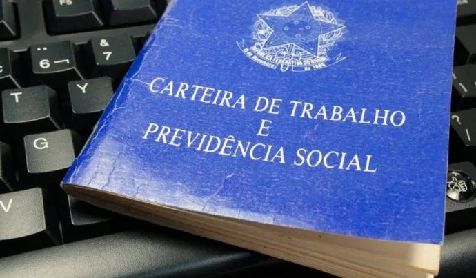 Fim da escala 6×1 pode causar grandes impactos nos shoppings, alerta Abrasce Fim da escala 6×1 pode causar grandes impactos nos shoppings, alerta Abrasce