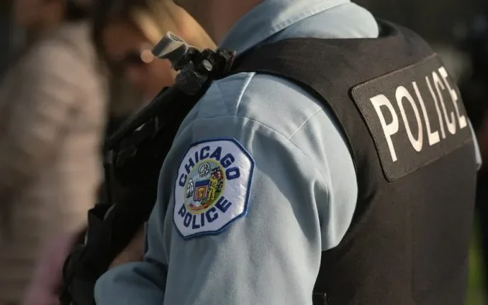 Tiroteio em celebração do Juneteenth deixa 13 feridos em Chicago