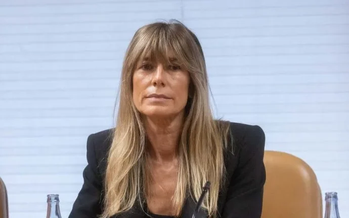 Esposa do Primeiro-Ministro Espanhol Enfrenta Julgamento por Acusações de Corrupção Esposa do Primeiro-Ministro Espanhol Enfrenta Julgamento por Acusações de Corrupção