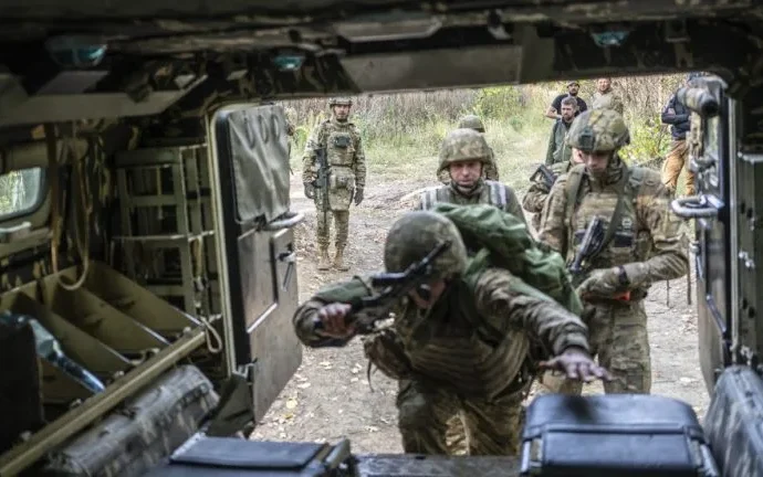 UE propõe exclusão de homens em idade militar da proteção a refugiados ucranianos UE propõe exclusão de homens em idade militar da proteção a refugiados ucranianos