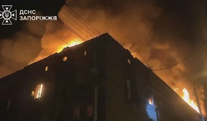 Ataque em Zaporizhzhia resulta em morte e feridos Ataque em Zaporizhzhia resulta em morte e feridos