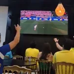 BRASILEIROS CELEBRAM ELIMINAÇÃO DA ALEMANHA NA COPA DO MUNDO