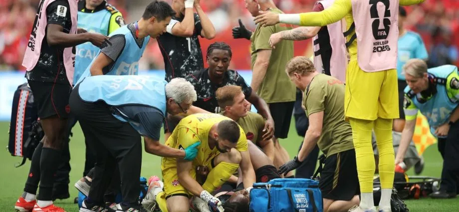 KONÉ SOFRE LESÃO GRAVE EM JOGO CONTRA O CATAR NA COPA DO MUNDO