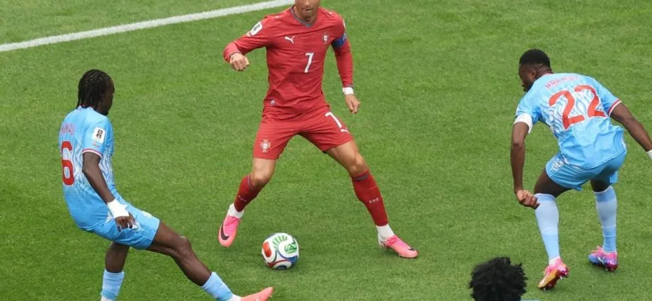 PORTUGAL IGNORA RUÍDOS EM MEIO À CRÍTICAS A CRISTIANO RONALDO, DIZ DIAS