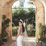 Dua Lipa revela fotos exclusivas de sua festa de casamento com Callum Turner