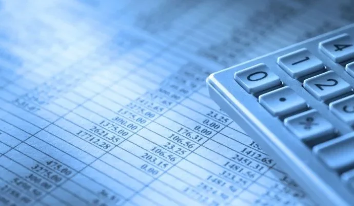 Mercado projeta manutenção de juros elevados após anúncio de R$ 190 bilhões em benefícios Mercado projeta manutenção de juros elevados após anúncio de R$ 190 bilhões em benefícios