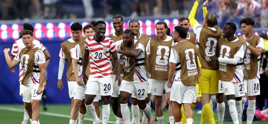 ESTADOS UNIDOS ENFRENTAM ADVERSÁRIOS NA SEGUNDA FASE DA COPA DO MUNDO