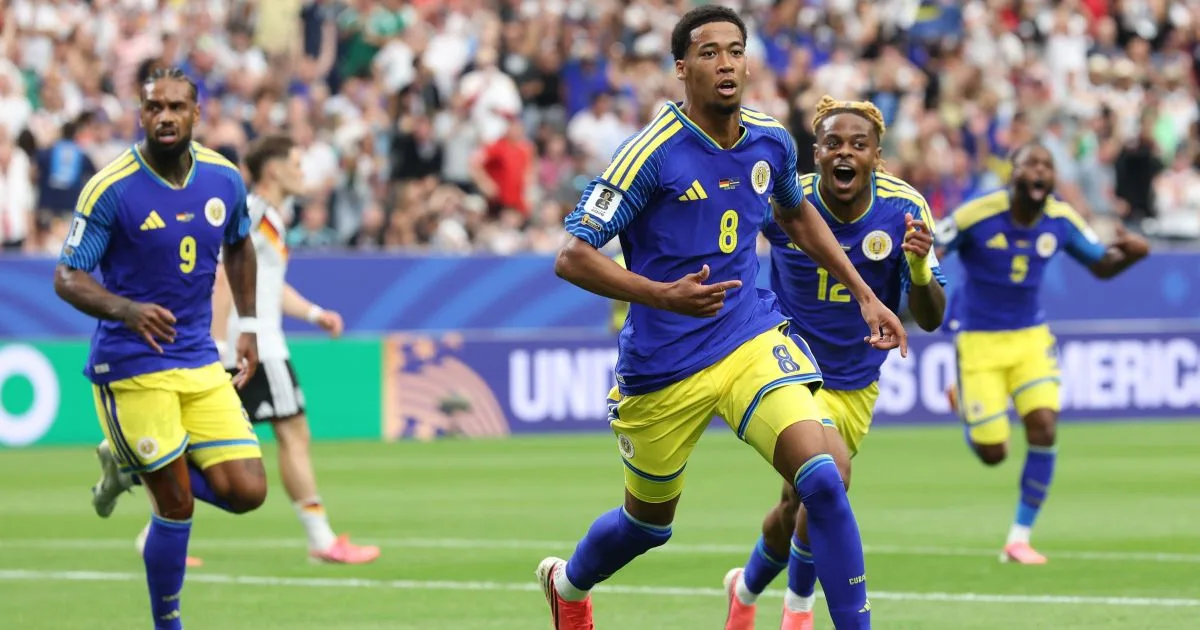CURAÇAO CELEBRA ESTREIA NA COPA, MESMO COM DERROTA PARA A ALEMANHA