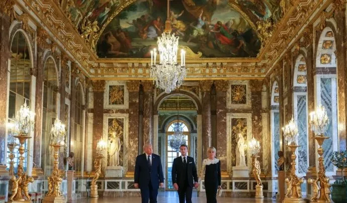 Donald Trump e Emmanuel Macron se encontram em jantar no Palácio de Versalhes Donald Trump e Emmanuel Macron se encontram em jantar no Palácio de Versalhes