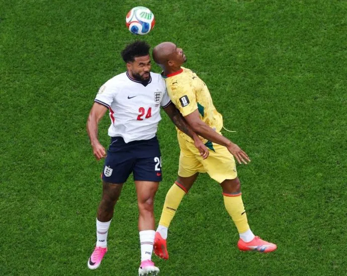 INGLATERRA EMPATA EM 0 A 0 COM GANA NA COPA DO MUNDO