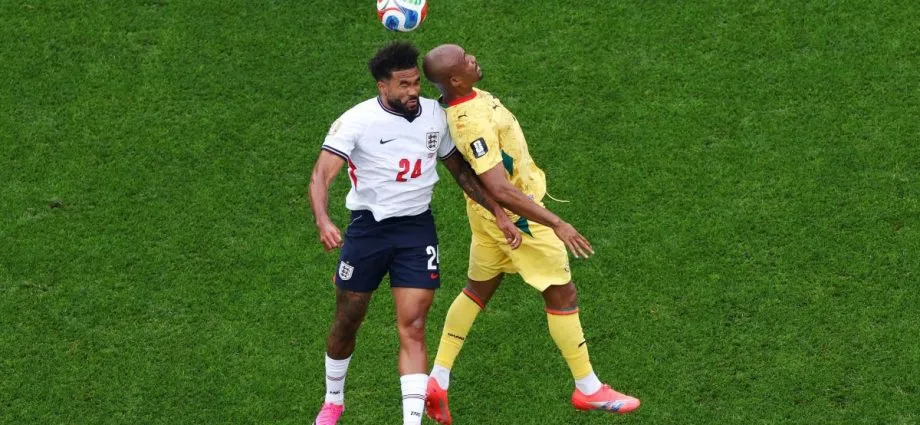 INGLATERRA EMPATA EM 0 A 0 COM GANA NA COPA DO MUNDO