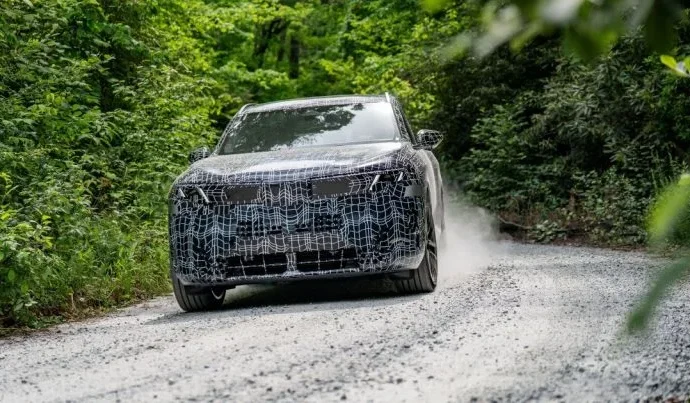 BMW X5 avança nos testes e promete versão a hidrogênio para 2028
