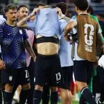 URUGUAI ENFRENTA ESPANHA EM BUSCA DE REAÇÃO NA COPA