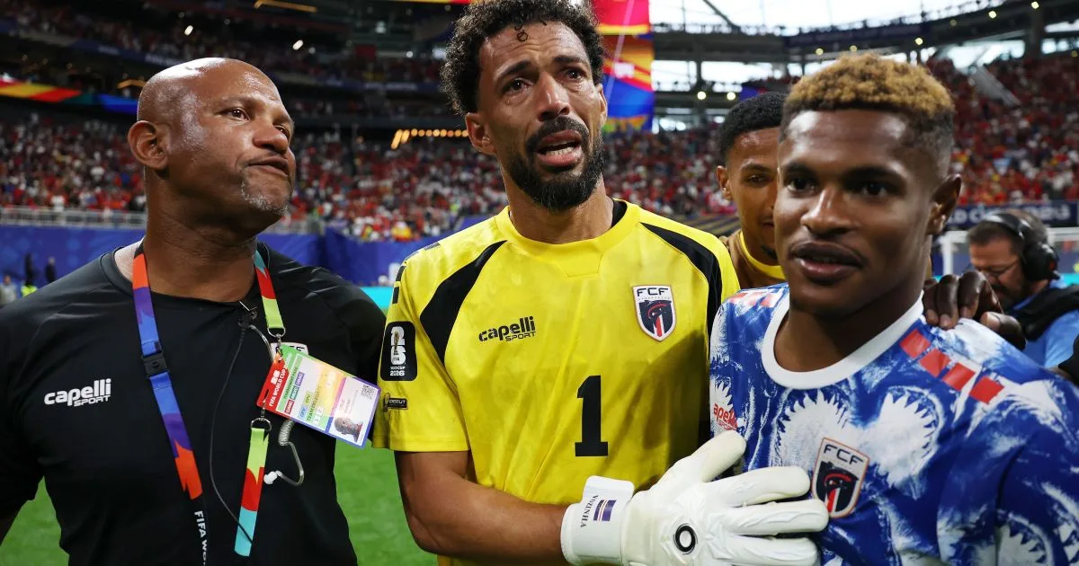 CRAQUE DO JOGO, GOLEIRO VOZINHA GARANTE EMPATE HISTÓRICO COM A ESPANHA