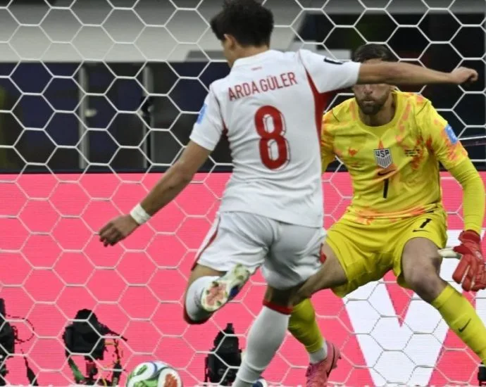 TURQUIA VENCE ESTADOS UNIDOS EM PARTIDA EMOCIONANTE NA COPA DO MUNDO
