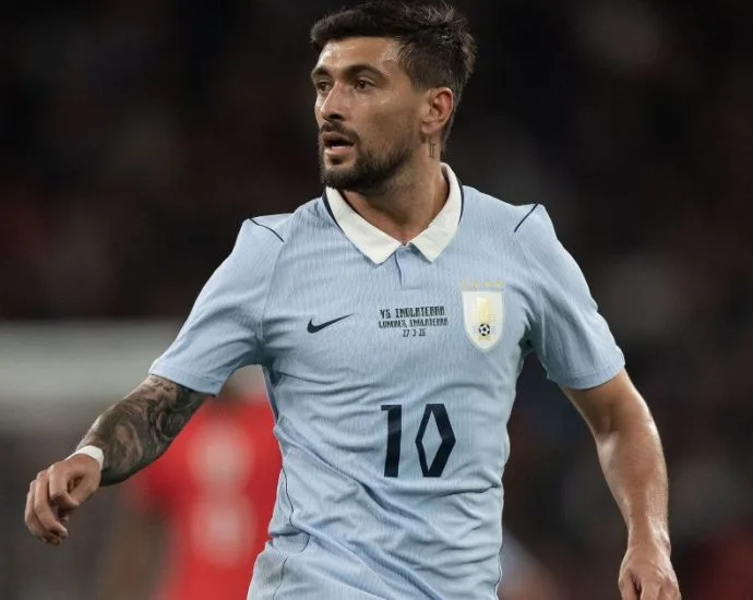 ARRASCAETA É RELACIONADO PELO URUGUAI PARA JOGO COM ESPANHA