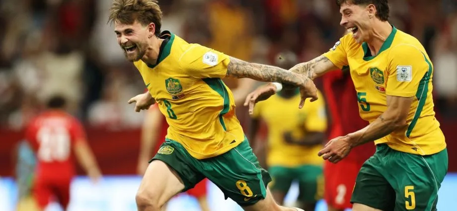 AUSTRÁLIA SURPREENDE A TURQUIA E ESTREIA COM VITÓRIA NA COPA