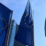 Fluxo de petróleo na UE apresenta sinais de recuperação, mas desafios persistem