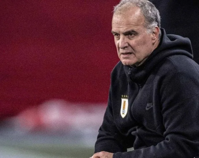 COPA: JOGADORES URUGUAIOS EM ATRITO COM BIELSA ANTES DE JOGO DECISIVO
