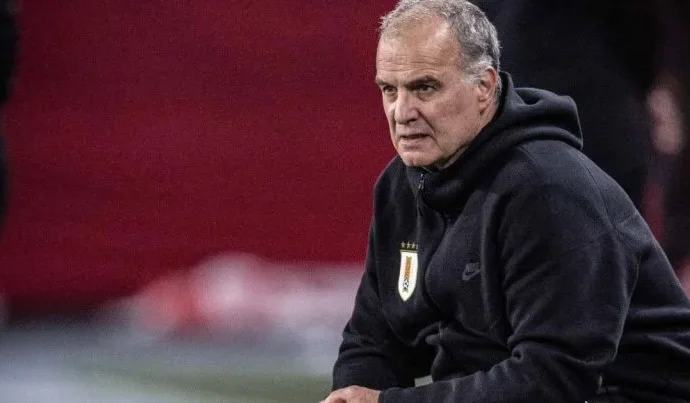 Conflito entre jogadores e Bielsa marca preparação do Uruguai para duelo contra a Espanha