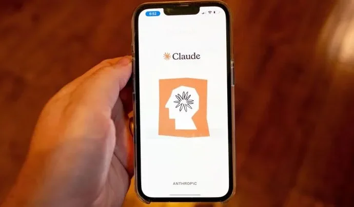 Anthropic apresenta Claude Sonnet 5 com melhorias em segurança e eficiência