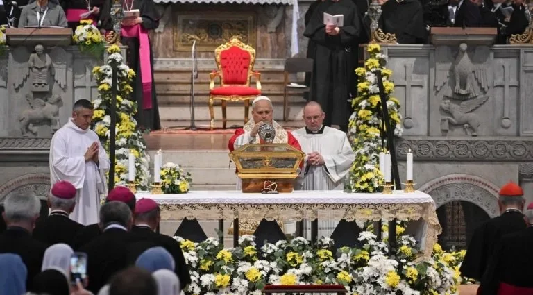 Papa Leão XIV destaca a importância de comunidades cristãs centradas em Cristo