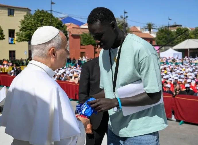 Papa Francisco destaca a importância da integração de migrantes em discurso em Tenerife