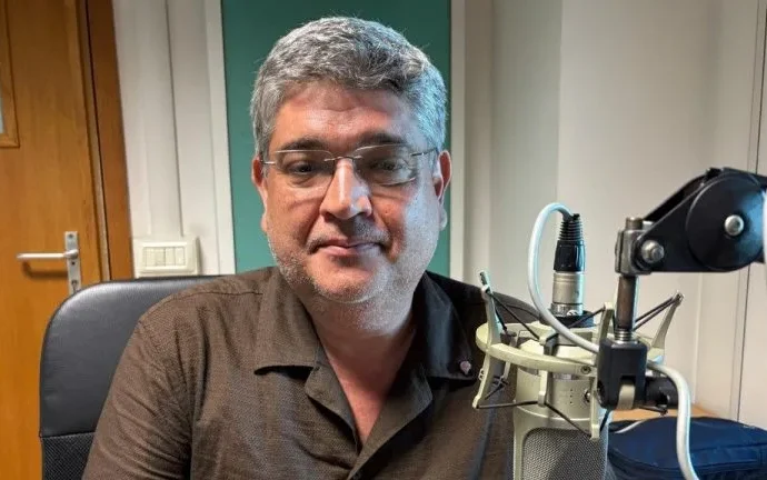Olav Schrader Marca Presença em Encontro Literário em Montenegro
