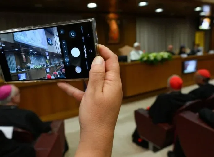 Reflexões sobre a Liberdade Humana na Era da Inteligência Artificial