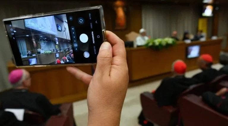 Reflexões sobre a Liberdade Humana na Era da Inteligência Artificial