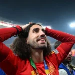 Cucurella traz pijama da esposa como amuleto para a Copa do Mundo