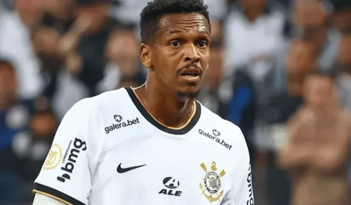 Ex-jogador Jô é preso pela quinta vez por dívidas de pensão alimentícia em Belo Horizonte