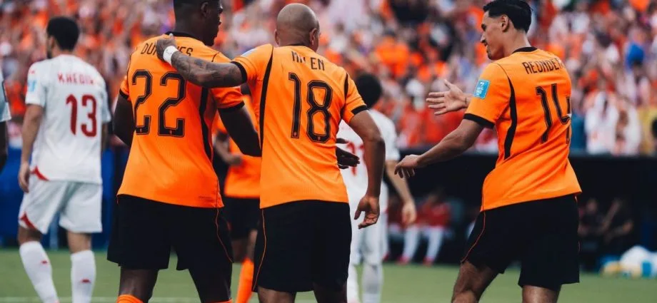 TUNÍSIA 1 X 3 HOLANDA: MELHORES MOMENTOS DO JOGO DA COPA
