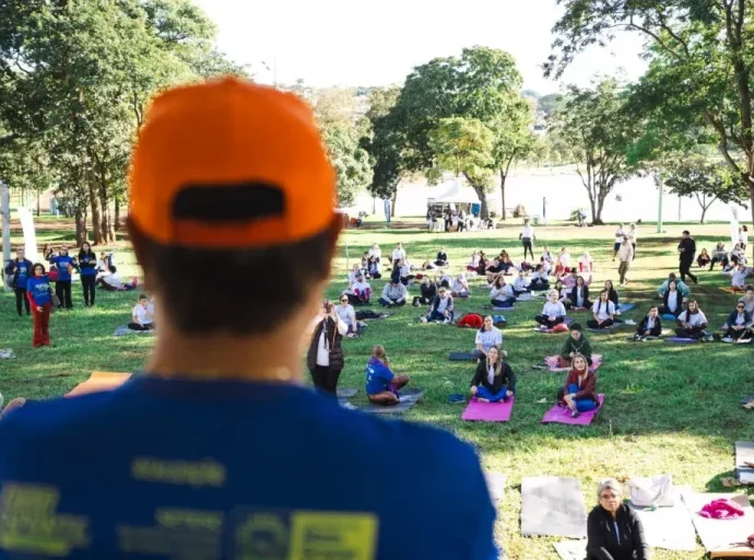 Senador Nelsinho Trad participa do Festival do Yoga e destaca seus benefícios para a saúde