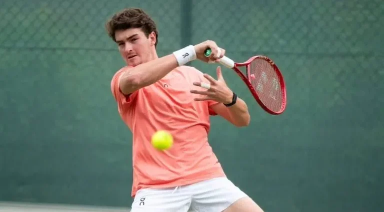 João Fonseca faz sua estreia nas duplas do ATP de Halle neste sábado