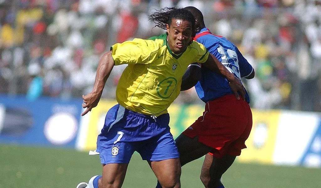BRASIL E HAITI: O JOGO QUE PAROU A GUERRA E MARCOU HISTÓRIA