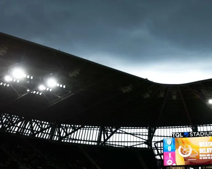 COPA DO MUNDO NÃO TEVE PARALISAÇÃO POR CHUVA ATÉ O MOMENTO