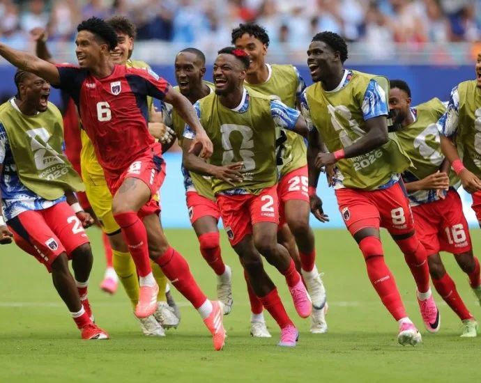 URUGUAI 2 X 2 CABO VERDE: JOGO HISTÓRICO NA COPA DO MUNDO