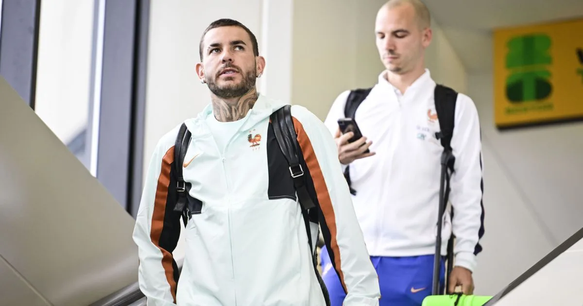 ZAGUEIRO VÊ FRANÇA PRONTA PARA ESTREIA NA COPA: “EQUIPE FANTÁSTICA”
