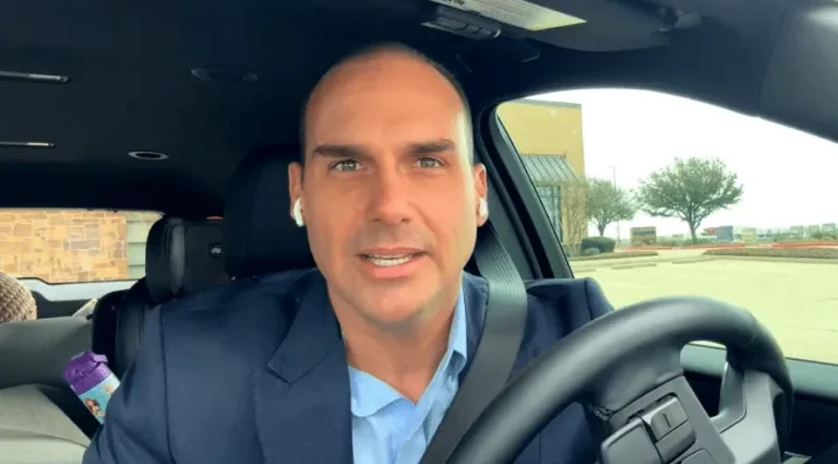 STF Inicia Julgamento de Eduardo Bolsonaro em Meio a Pressões Políticas STF Inicia Julgamento de Eduardo Bolsonaro em Meio a Pressões Políticas