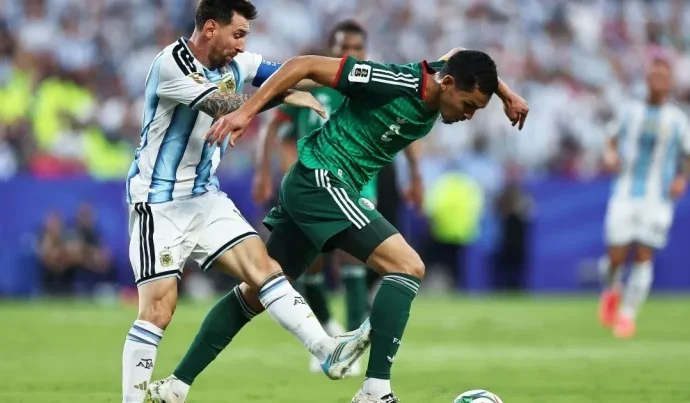 Argélia formaliza reclamação à FIFA sobre arbitragem em partida contra Argentina Argélia formaliza reclamação à FIFA sobre arbitragem em partida contra Argentina