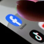 Emirados Árabes Unidos impõem idade mínima de 15 anos para uso de redes sociais