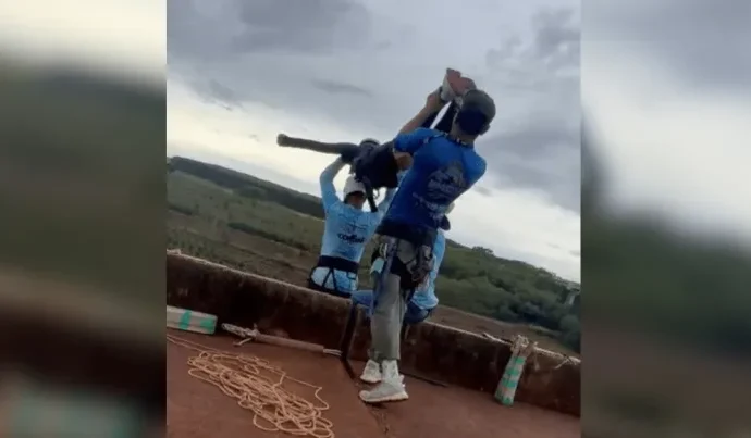 Funcionário remove câmera de jovem após queda fatal em rope jump em Limeira
