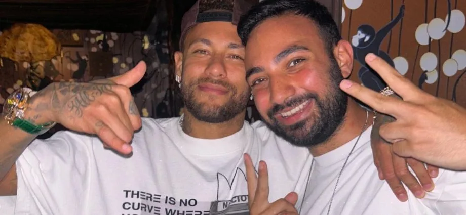 NEYMAR CURTE BALADA EM NOVA YORK DURANTE FOLGA DA SELEÇÃO BRASILEIRA
