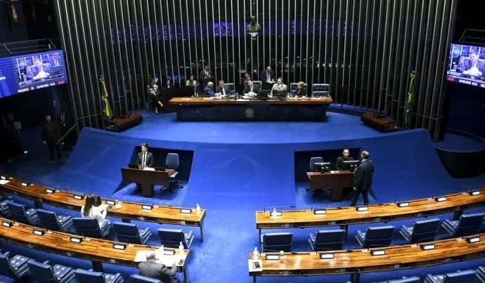 Disputa pelo Senado no Ceará é marcada por cenários acirrados, aponta pesquisa Disputa pelo Senado no Ceará é marcada por cenários acirrados, aponta pesquisa
