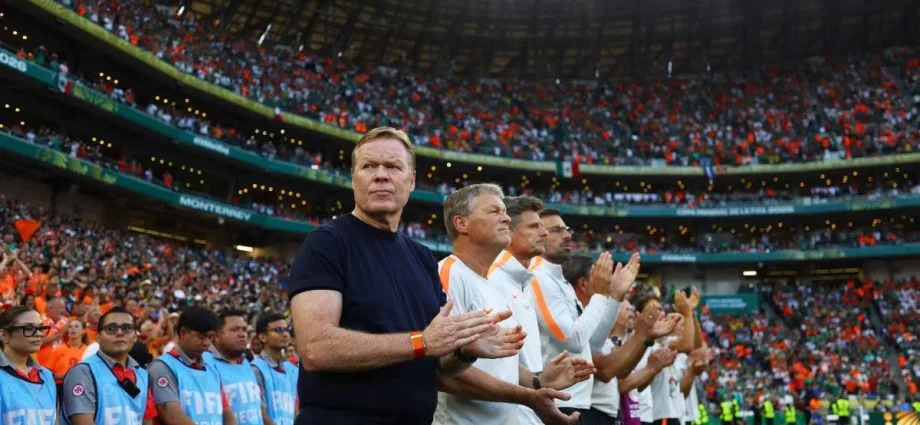 RONALD KOEMAN DEIXA O COMANDO DA HOLANDA APÓS ELIMINAÇÃO NA COPA DO MUNDO
